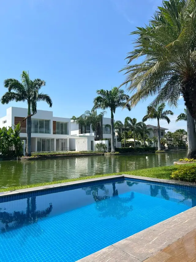 Increíble Casa Al Lago en Isla Mocoli, foto 2