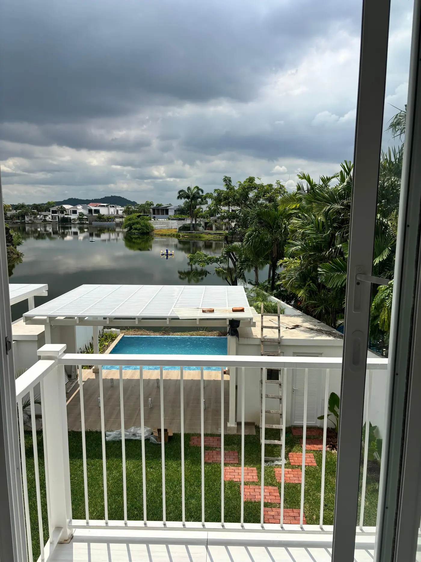 Exclusiva Casa de Lujo en Samborondón con Vista a La Laguna, foto 1