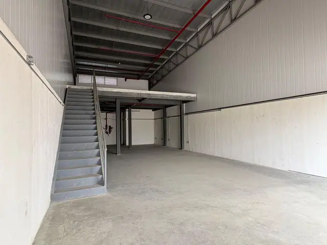 Ofibodega en Alquiler en Almax, foto 2