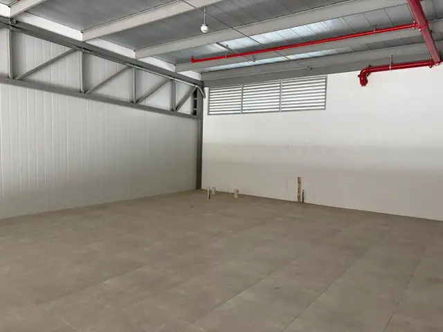 Ofibodega en Alquiler en Almax, foto 5