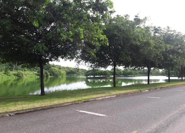 Impresionante Mansión Frente Al Río en Urb Ribera de Batán, foto 3