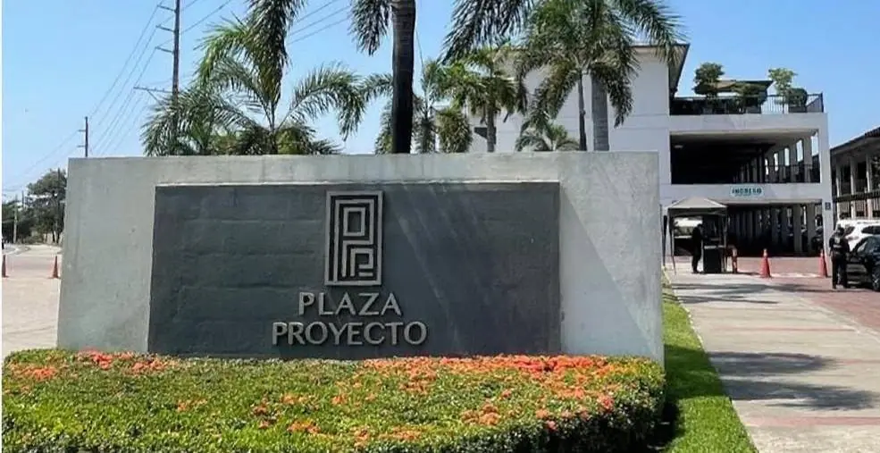 Oficina 137.02 m en Venta o Alquiler Edifico Plaza Proyecto, foto 1