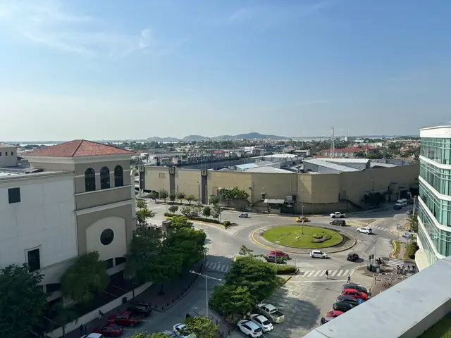 Arcos Plaza Oficina o Local de 400 m en El Mejor Centro de Negocios